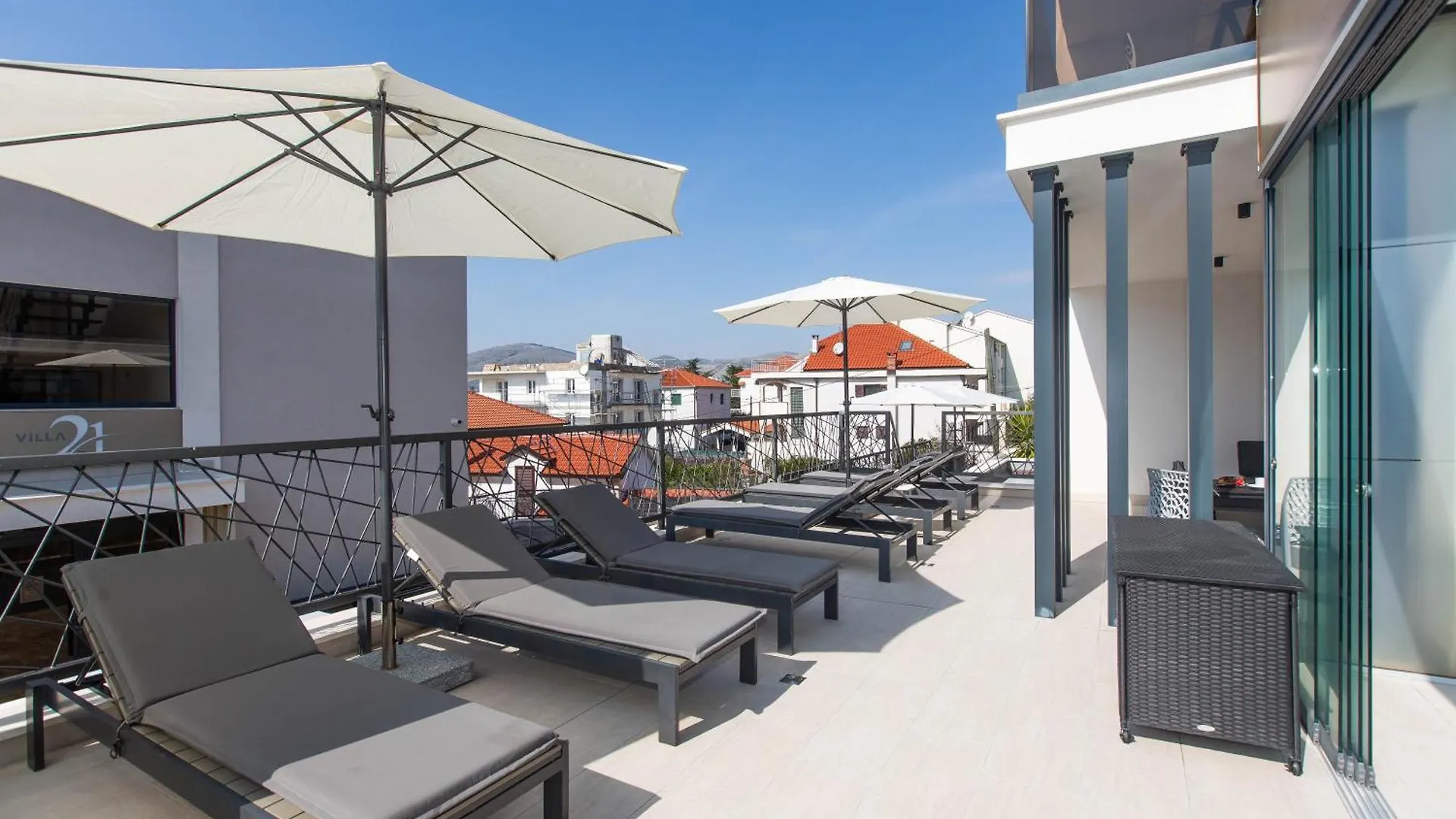 Appartement Villa 23 A Heated Pool Trogir