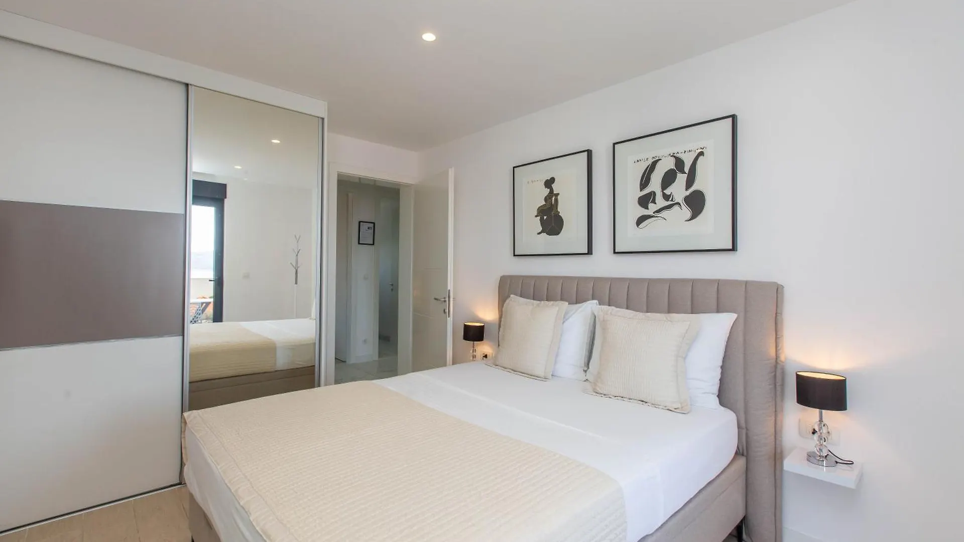 Villa 23 A Heated Pool Trogir Croatie