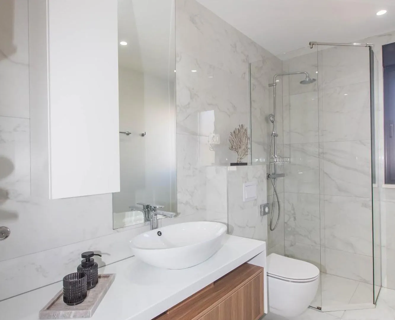 Villa 23 A Heated Pool Трогир