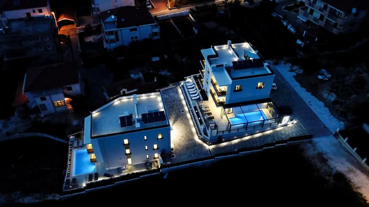 Villa 23 A Heated Pool Трогир 0*,  Хорватия